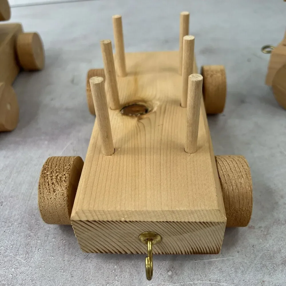 4 Piece‎ Handmade Wooden Train Set Kids Toy Locomotive with Rail Cars & Caboose
